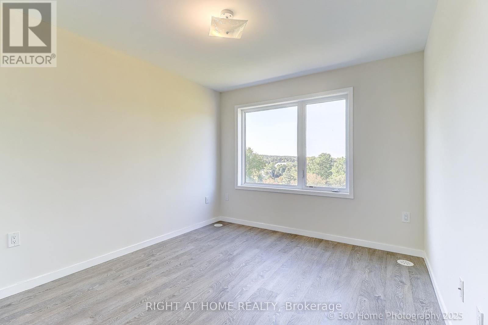 28 - 200 Alex Gardner Circle, Aurora, Ontario  L4G 3G5 - Photo 13 - N12411081