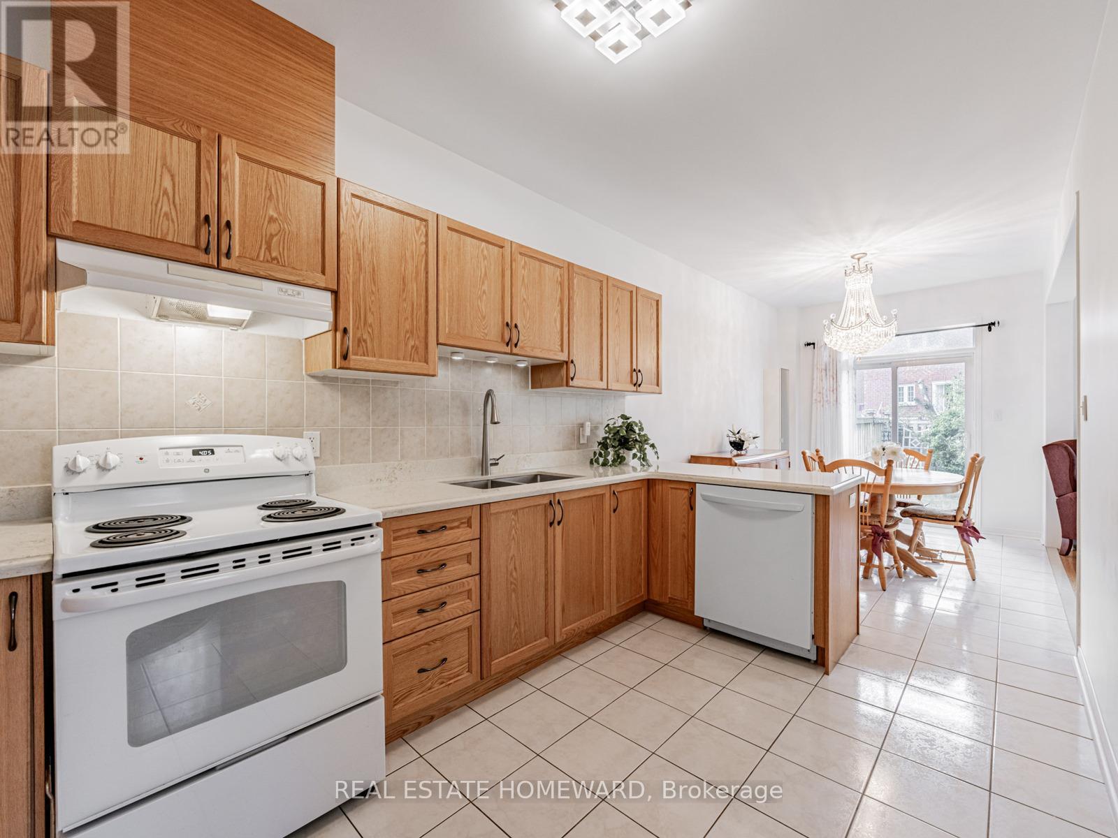 58 Coleluke Lane, Markham, Ontario  L3S 0B7 - Photo 15 - N12411099