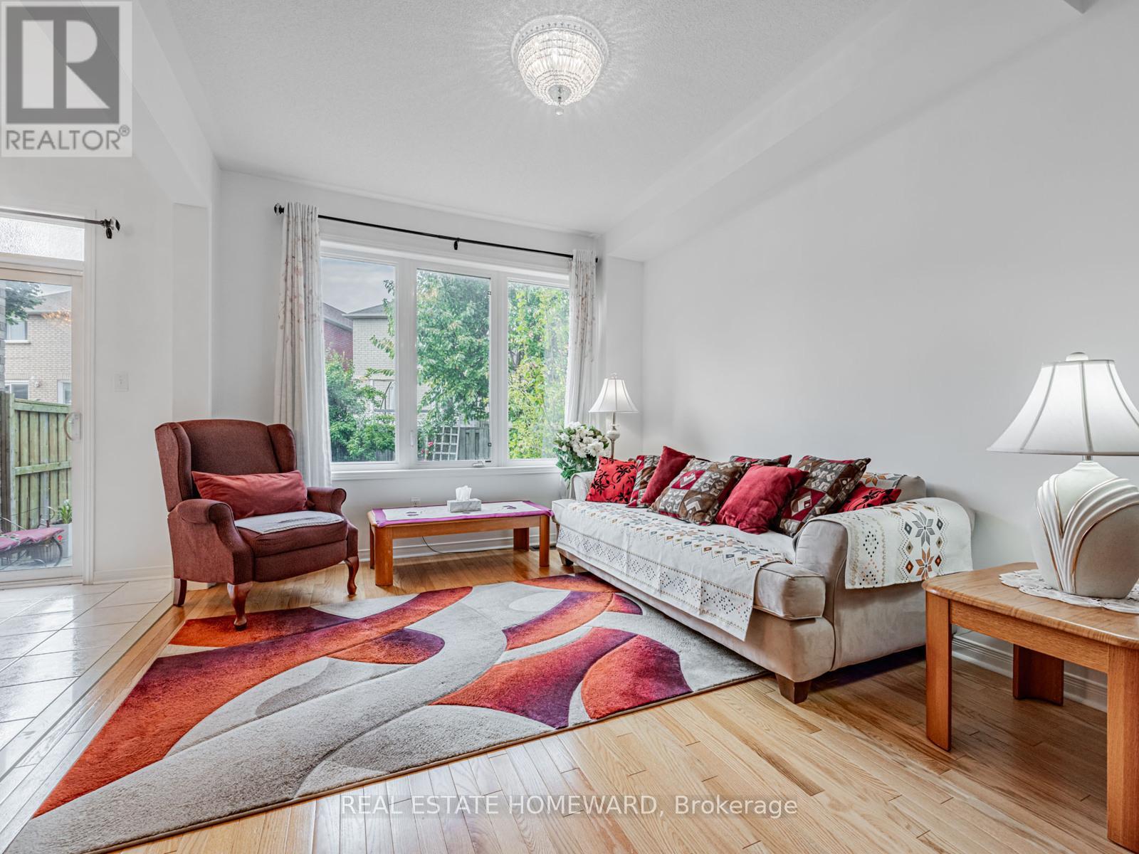 58 Coleluke Lane, Markham, Ontario  L3S 0B7 - Photo 7 - N12411099