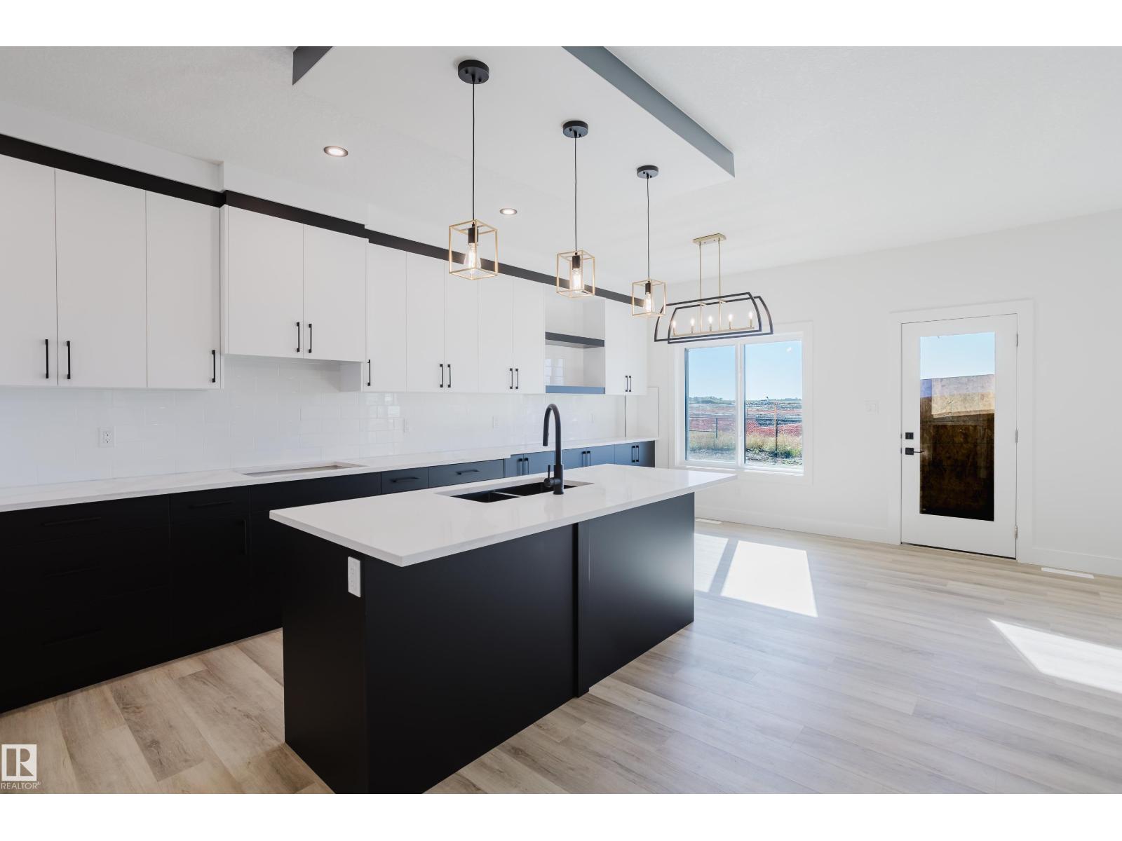 371 Bluff Cv, Leduc, Alberta  T9E 1M9 - Photo 10 - E4458262