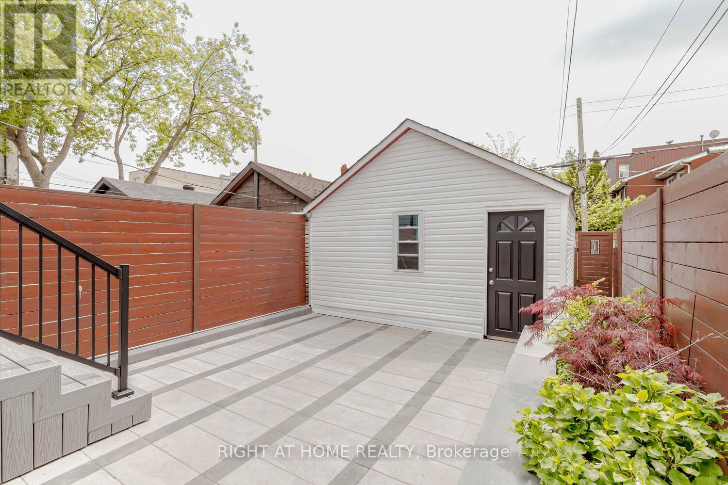 67 Maria Street, Toronto, Ontario  M6P 1W1 - Photo 13 - W12411076