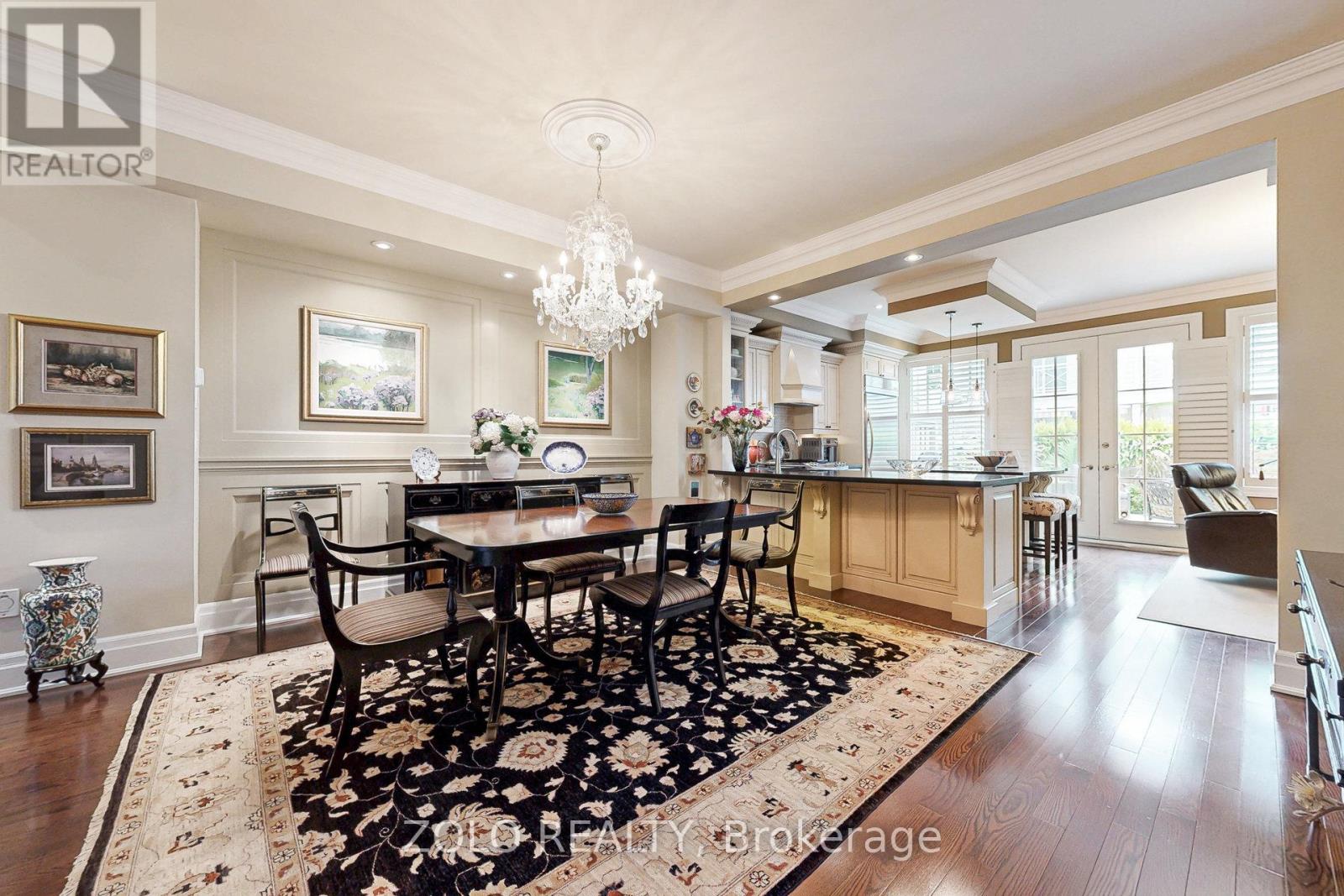 2372 Marine Drive, Oakville, Ontario  L6L 1C4 - Photo 10 - W12411083