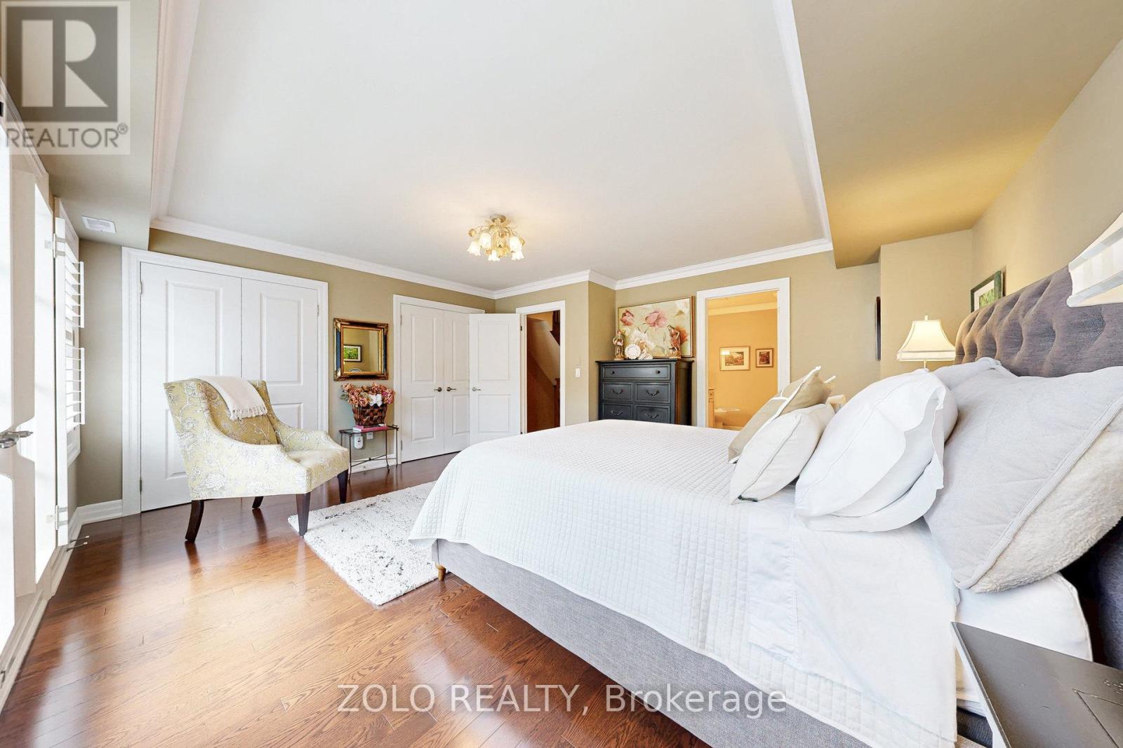 2372 Marine Drive, Oakville, Ontario  L6L 1C4 - Photo 22 - W12411083