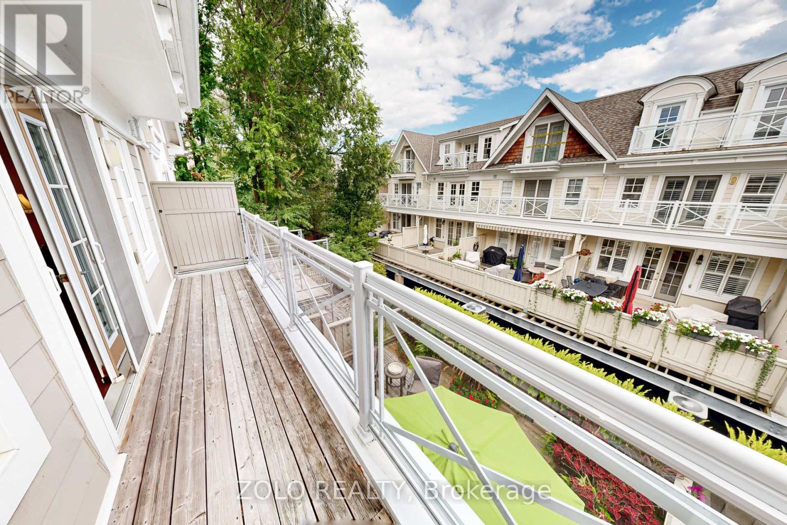 2372 Marine Drive, Oakville, Ontario  L6L 1C4 - Photo 23 - W12411083