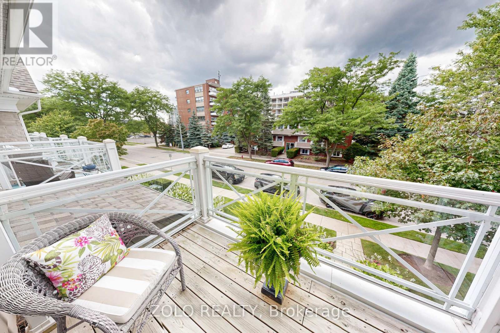 2372 Marine Drive, Oakville, Ontario  L6L 1C4 - Photo 32 - W12411083