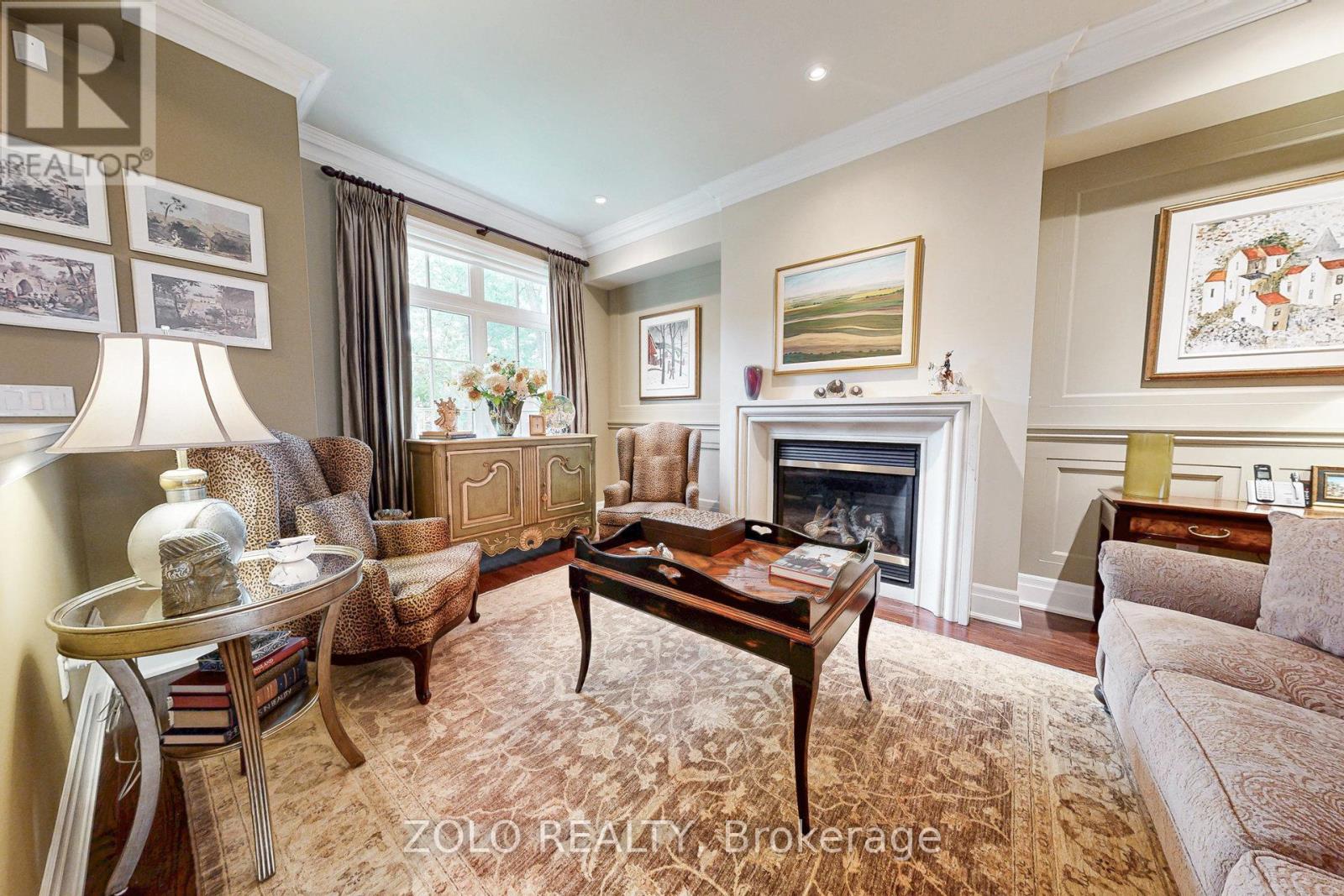 2372 Marine Drive, Oakville, Ontario  L6L 1C4 - Photo 7 - W12411083