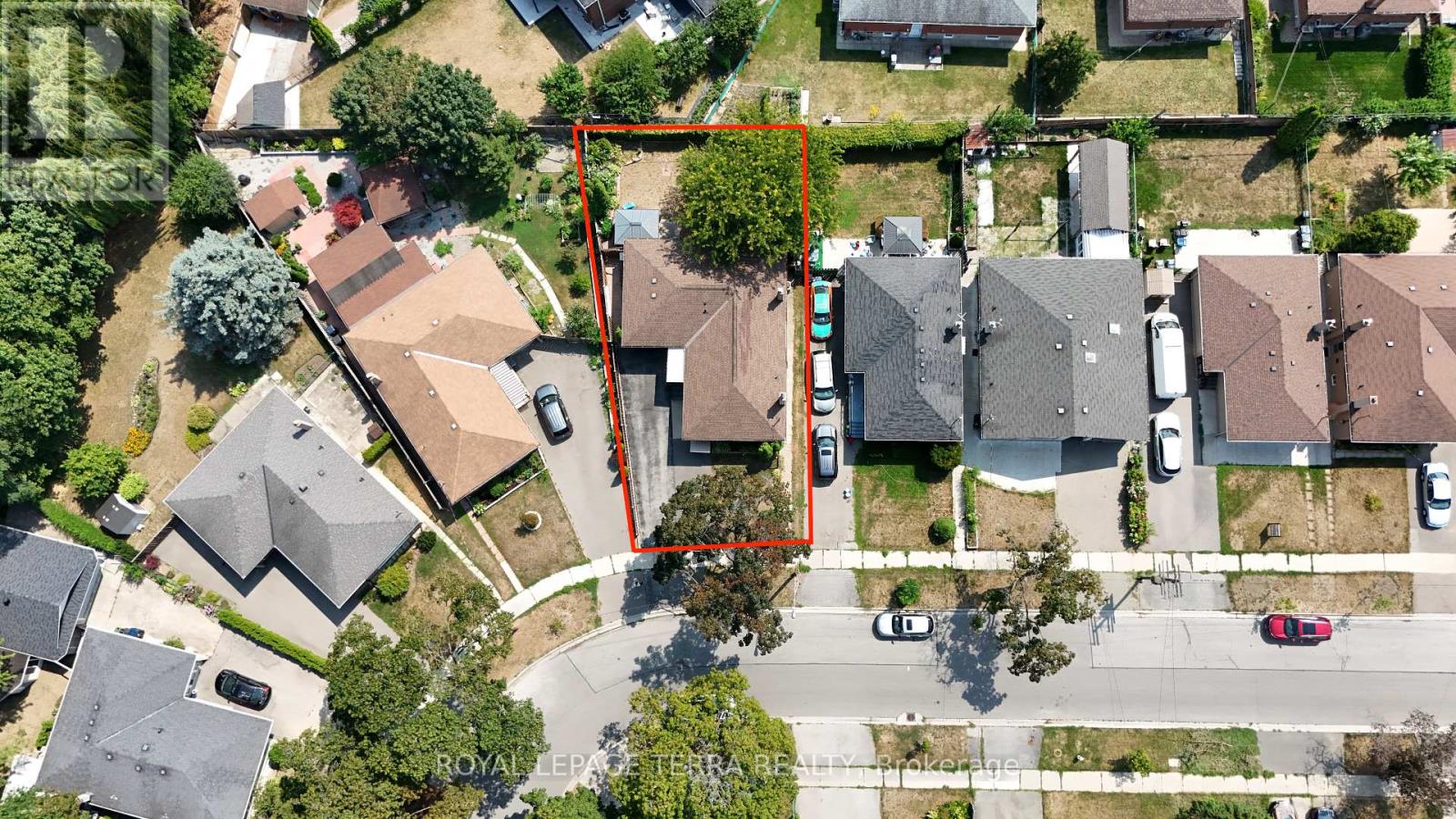 Property at 65 ALHART DRIVE image 3