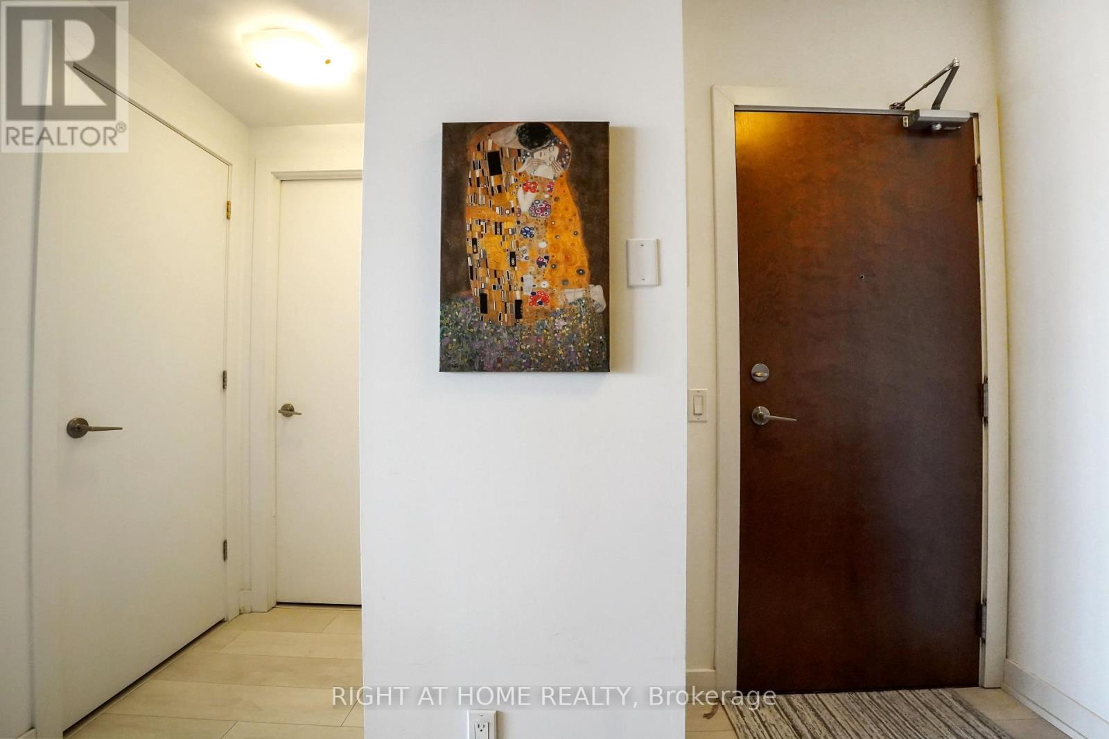 3106 - 2220 Lakeshore Boulevard W, Toronto, Ontario  M8V 0C1 - Photo 5 - W12411107