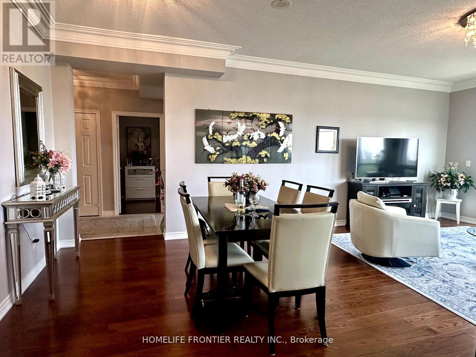903 - 1135 Royal York Road, Toronto, Ontario  M9A 0C3 - Photo 13 - W12411110