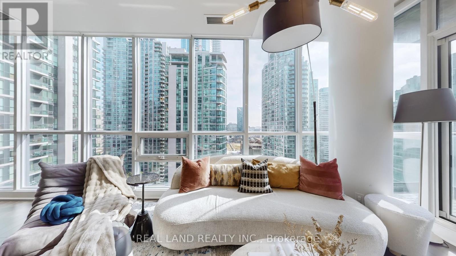 1908 - 33 Bay Street, Toronto, Ontario  M5J 2Z3 - Photo 11 - C12411134