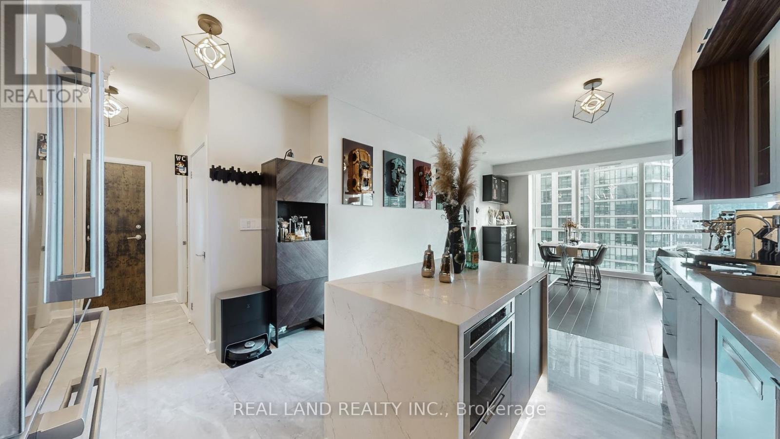 1908 - 33 Bay Street, Toronto, Ontario  M5J 2Z3 - Photo 15 - C12411134