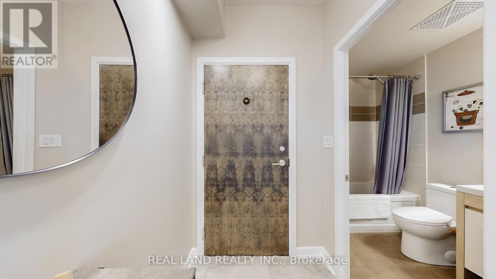 1908 - 33 Bay Street, Toronto, Ontario  M5J 2Z3 - Photo 35 - C12411134