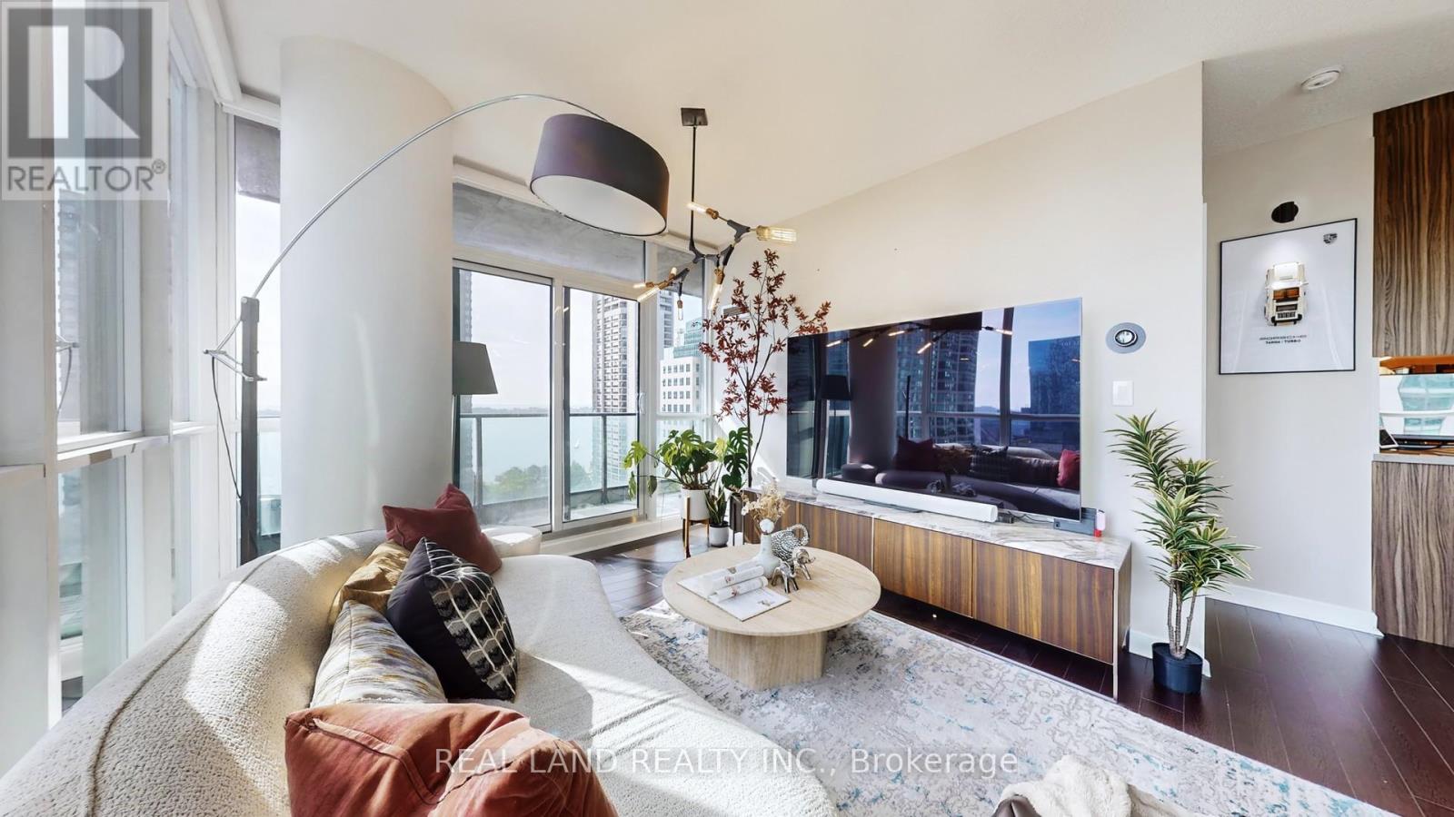 1908 - 33 Bay Street, Toronto, Ontario  M5J 2Z3 - Photo 9 - C12411134