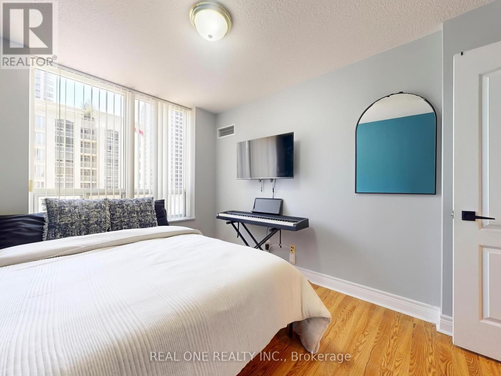617 - 5418 Yonge Street, Toronto, Ontario  M2N 6X4 - Photo 20 - C12411136