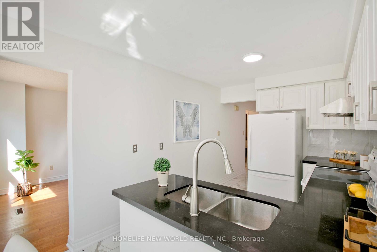 53 Sanwood Boulevard, Toronto, Ontario  M1V 3L6 - Photo 10 - E12411117