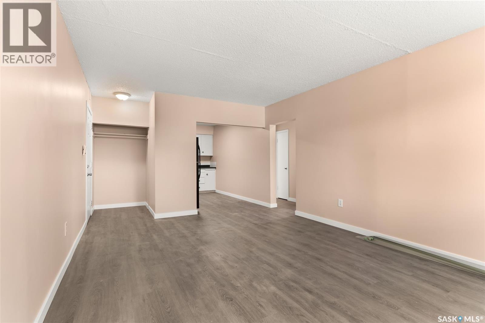 3860 Retallack Street, Regina, Saskatchewan  S4S 3B8 - Photo 7 - SK018724