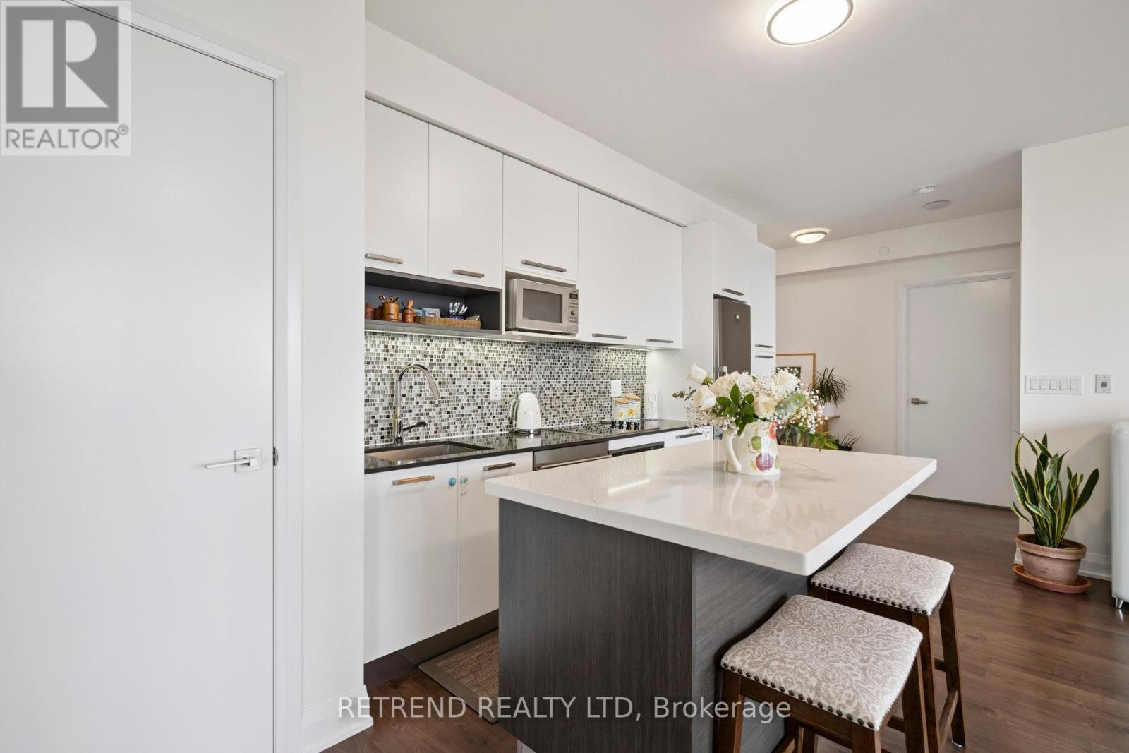 2403 - 36 Park Lawn Road, Toronto, Ontario  M8V 0E5 - Photo 9 - W12411131