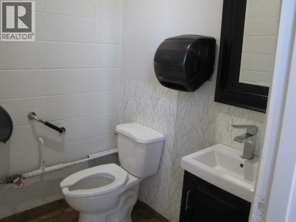 4303 And 4301 49 Street, Innisfail, Alberta  T4G 1S6 - Photo 20 - A2257752