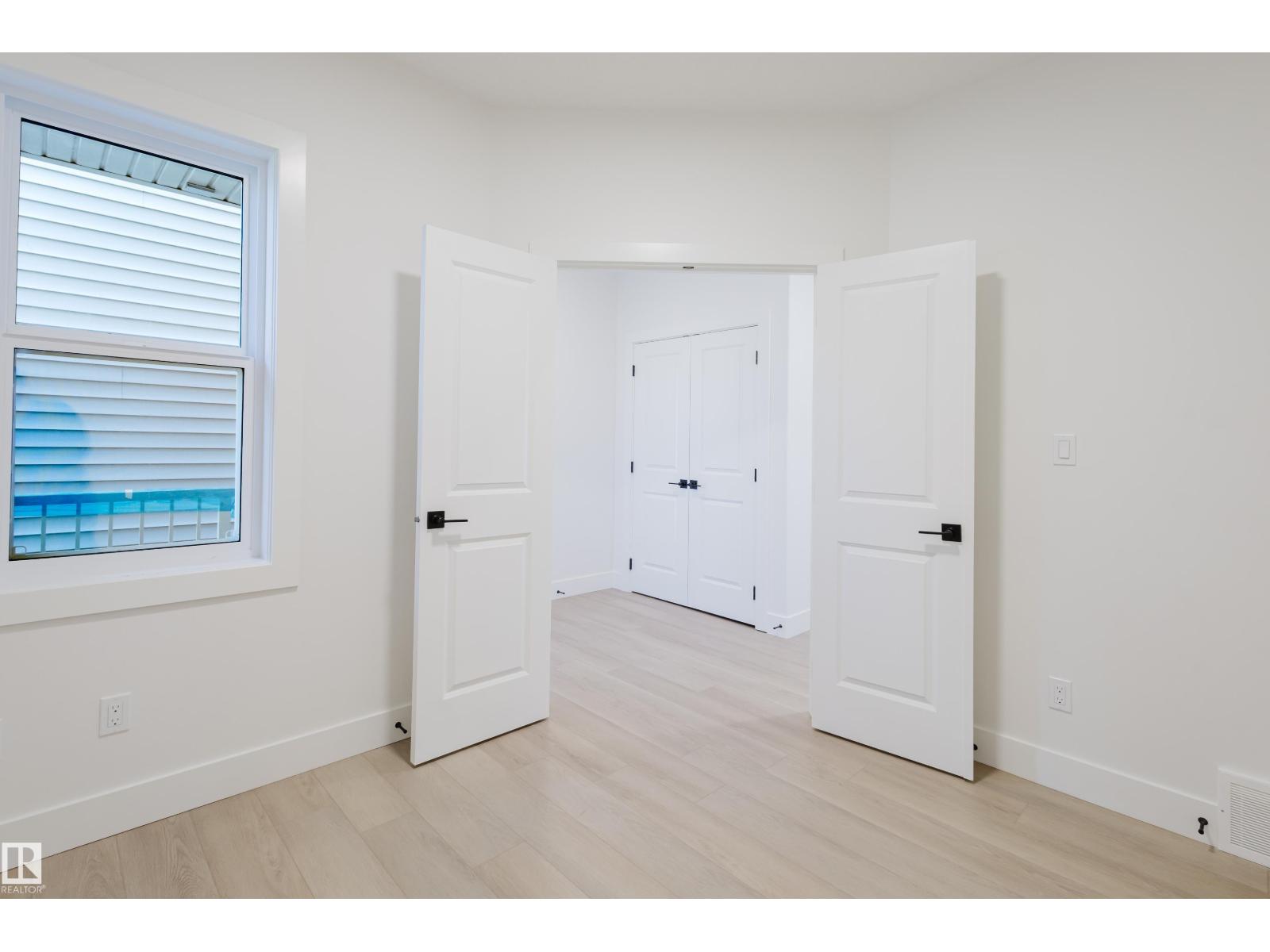 329 Bluff Cv, Leduc, Alberta  T9E 1R5 - Photo 6 - E4458265