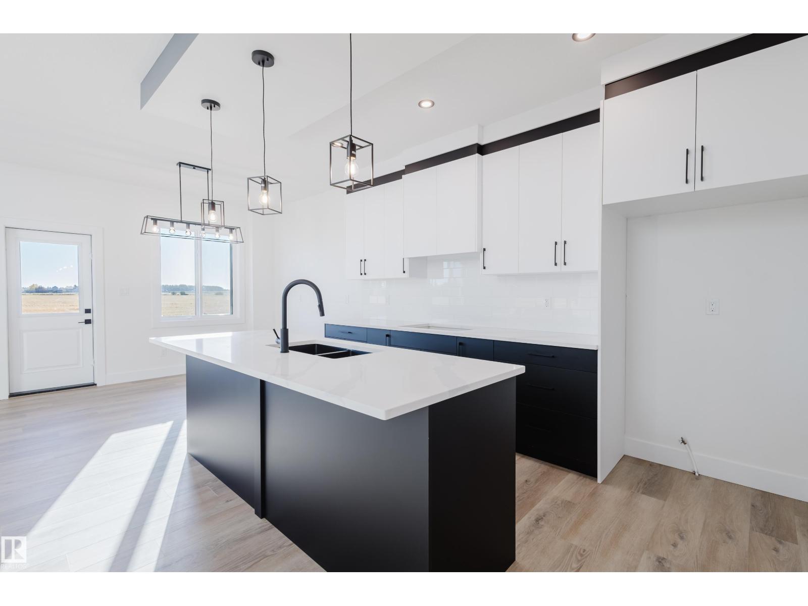 327 Bluff Cv, Leduc, Alberta  T9E 1R5 - Photo 12 - E4458268