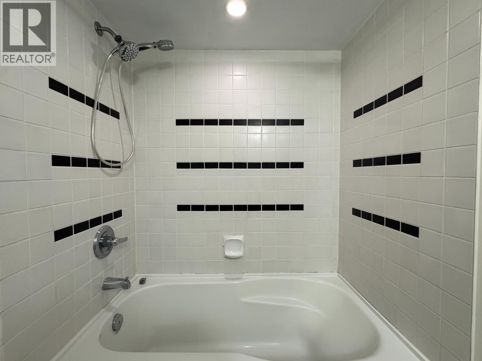 1605 4118 Dawson Street, Burnaby, British Columbia  V5C 0A3 - Photo 13 - R3049348