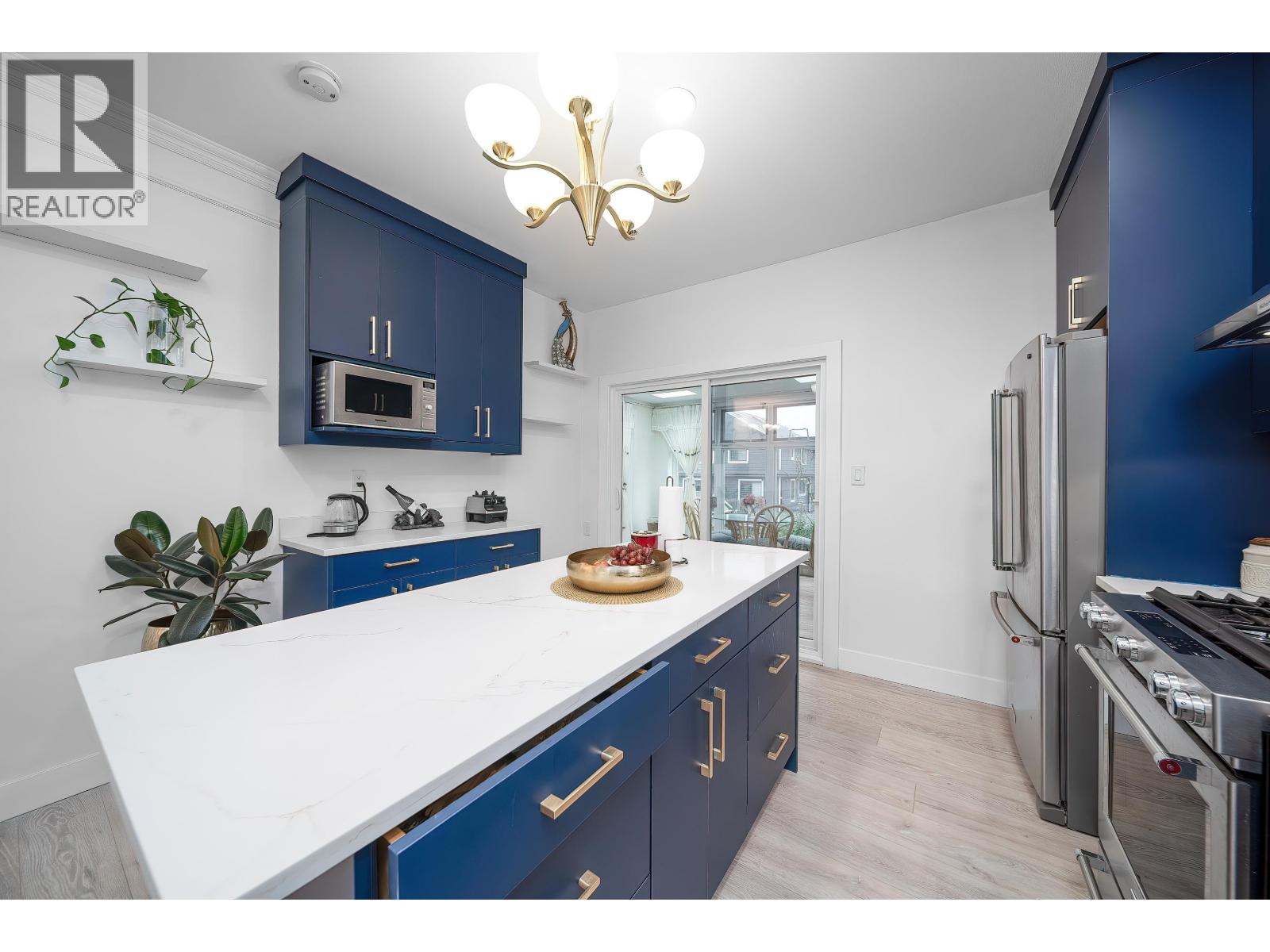 5174 Aberdeen Street, Vancouver, British Columbia  V5R 4M3 - Photo 11 - R3048838