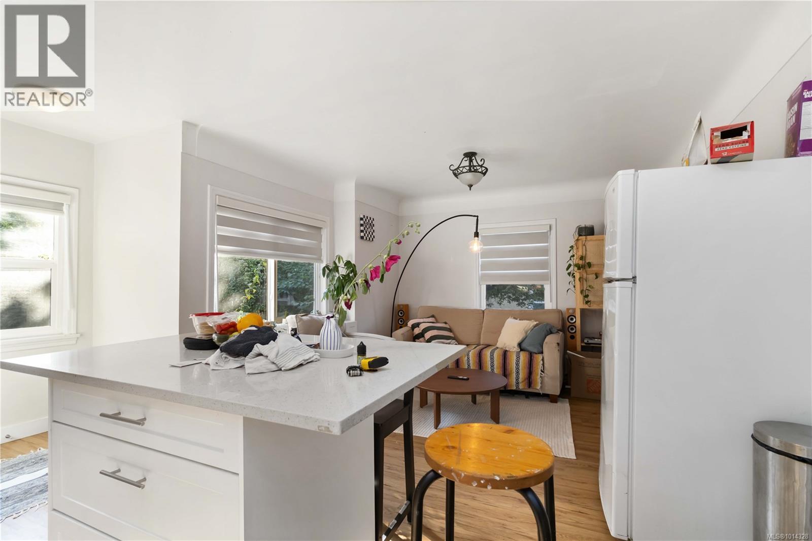 3104-3106 Richmond Rd, Saanich, British Columbia  V8P 4P1 - Photo 14 - 1014328