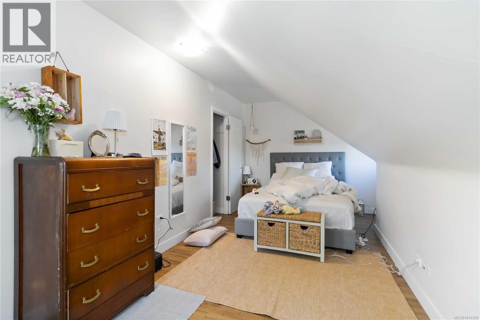 3104-3106 Richmond Rd, Saanich, British Columbia  V8P 4P1 - Photo 32 - 1014328