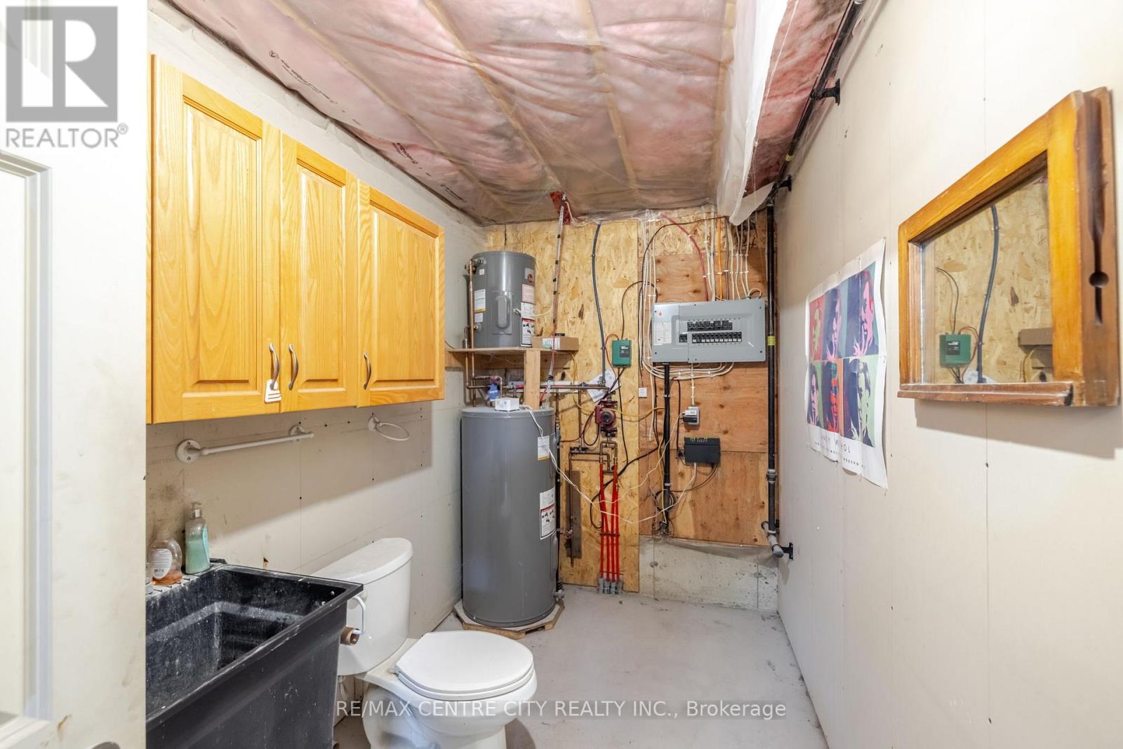 7641 Lakeshore Road, Lambton Shores, Ontario  N0N 1J0 - Photo 31 - X12130617