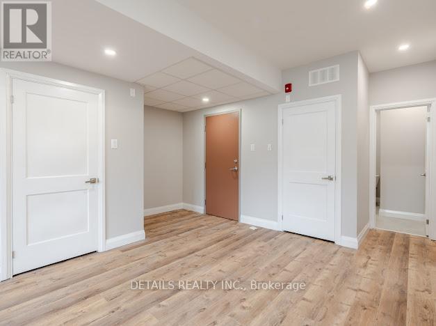 B02 - 659 Donat Street, Ottawa, Ontario  K1K 3L8 - Photo 15 - X12351815