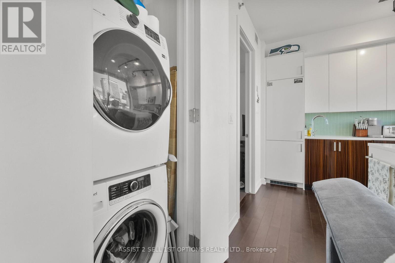 611 - 300 Lisgar Street, Ottawa, Ontario  K2P 0E2 - Photo 19 - X12408411