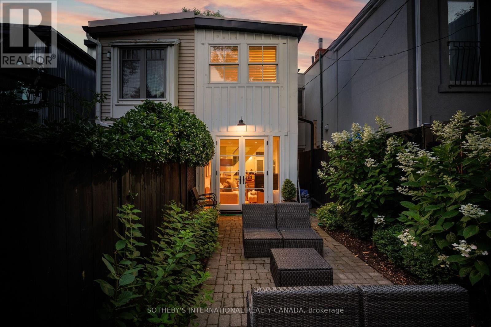 116 Shaftesbury Avenue, Toronto, Ontario  M4T 1A5 - Photo 29 - C12312076