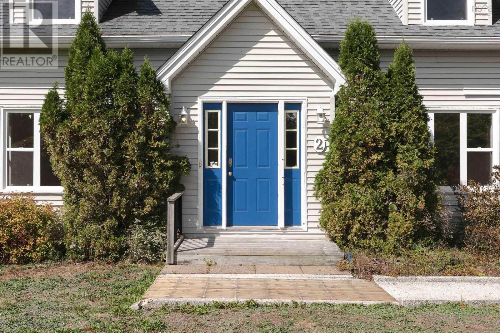 Property at 2 Vrege image 2