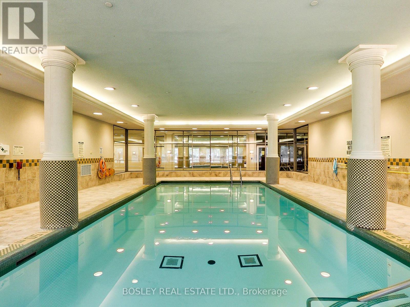 Ph08 - 5229 Dundas Street W, Toronto, Ontario  M6B 6L9 - Photo 40 - W12387473