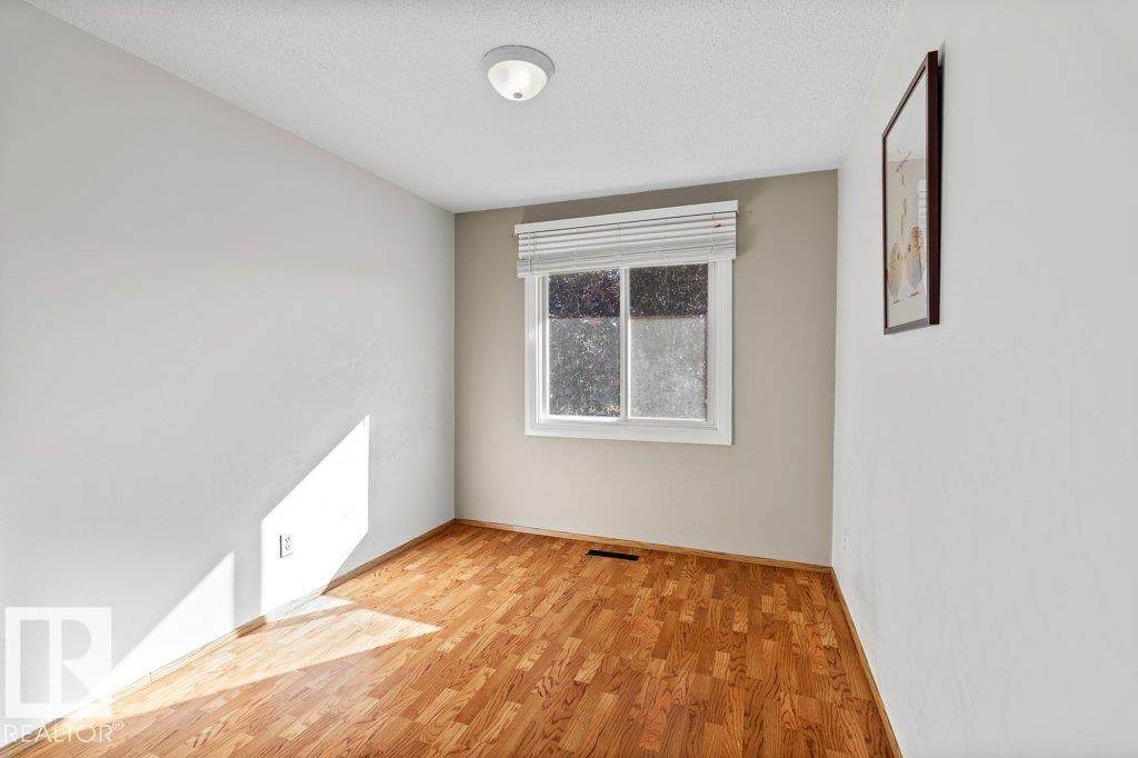 182 Roseland Vg Nw, Edmonton, Alberta  T5E 5R6 - Photo 16 - E4458273
