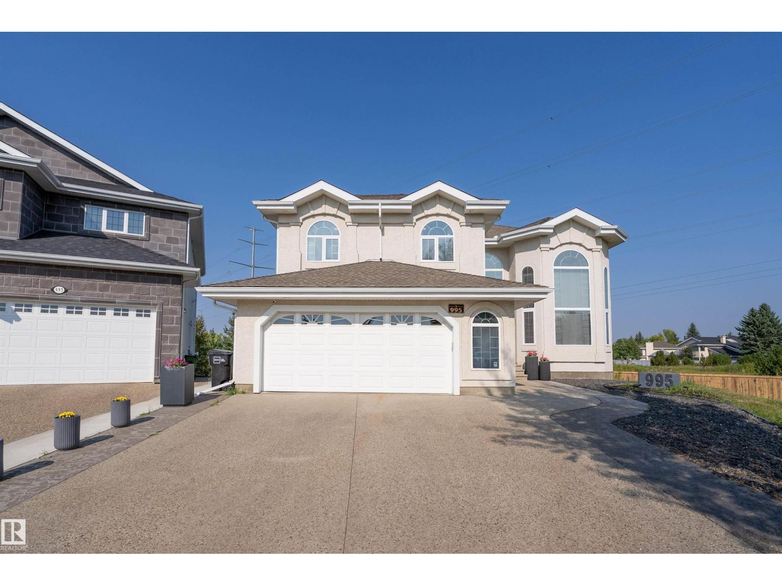 995 HOLLINGSWORTH BEND BN NW, Edmonton, Alberta