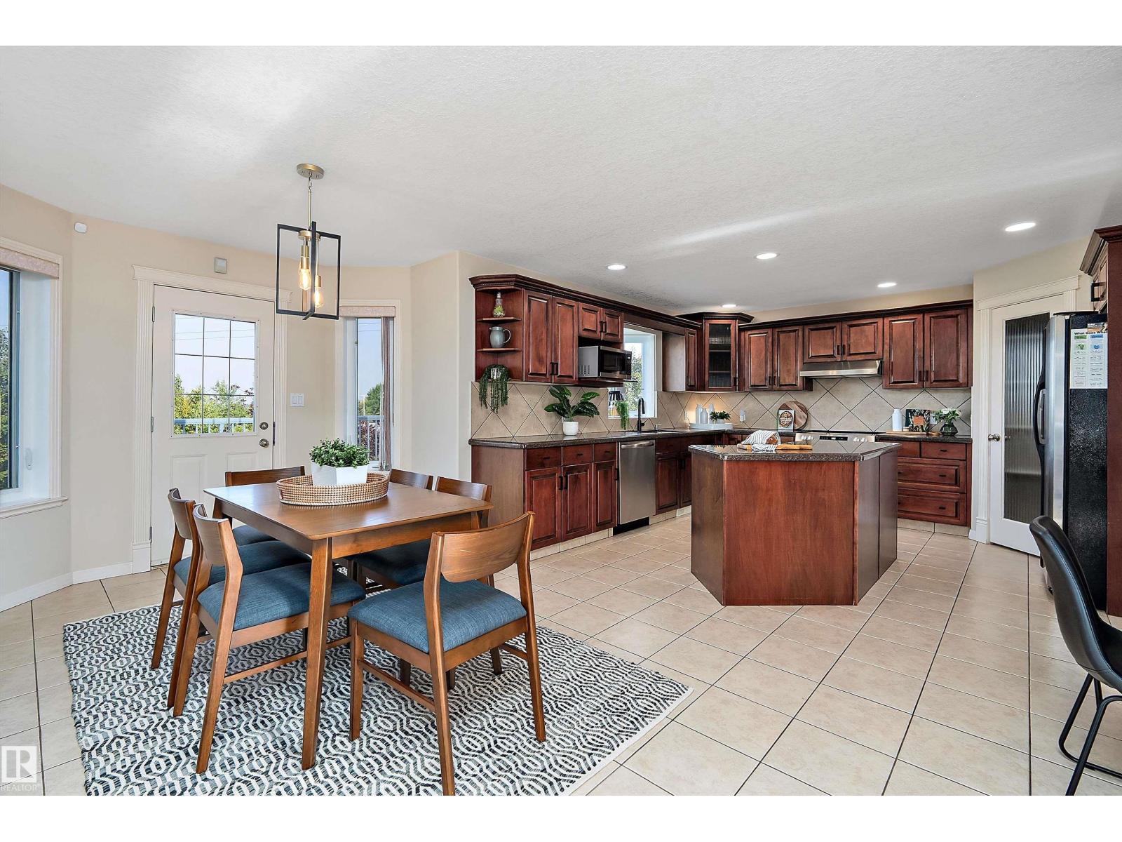 995 Hollingsworth Bend Bn Nw, Edmonton, Alberta  T6R 3G7 - Photo 13 - E4458275