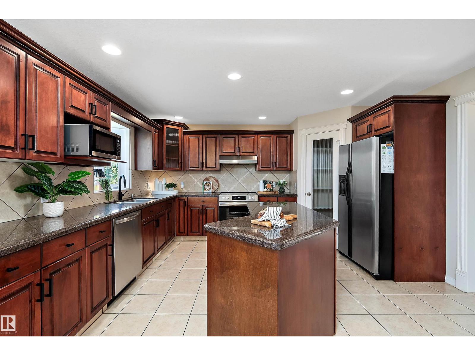 995 Hollingsworth Bend Bn Nw, Edmonton, Alberta  T6R 3G7 - Photo 19 - E4458275