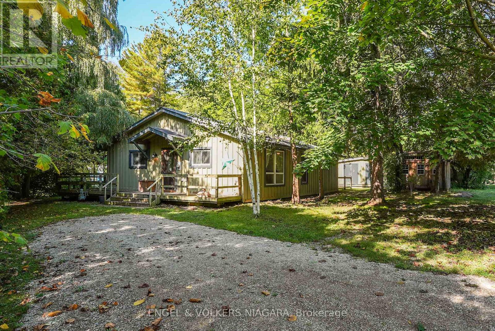75573 Elliott Street, Bluewater (Bayfield), Ontario  N0M 1G0 - Photo 3 - X12411180