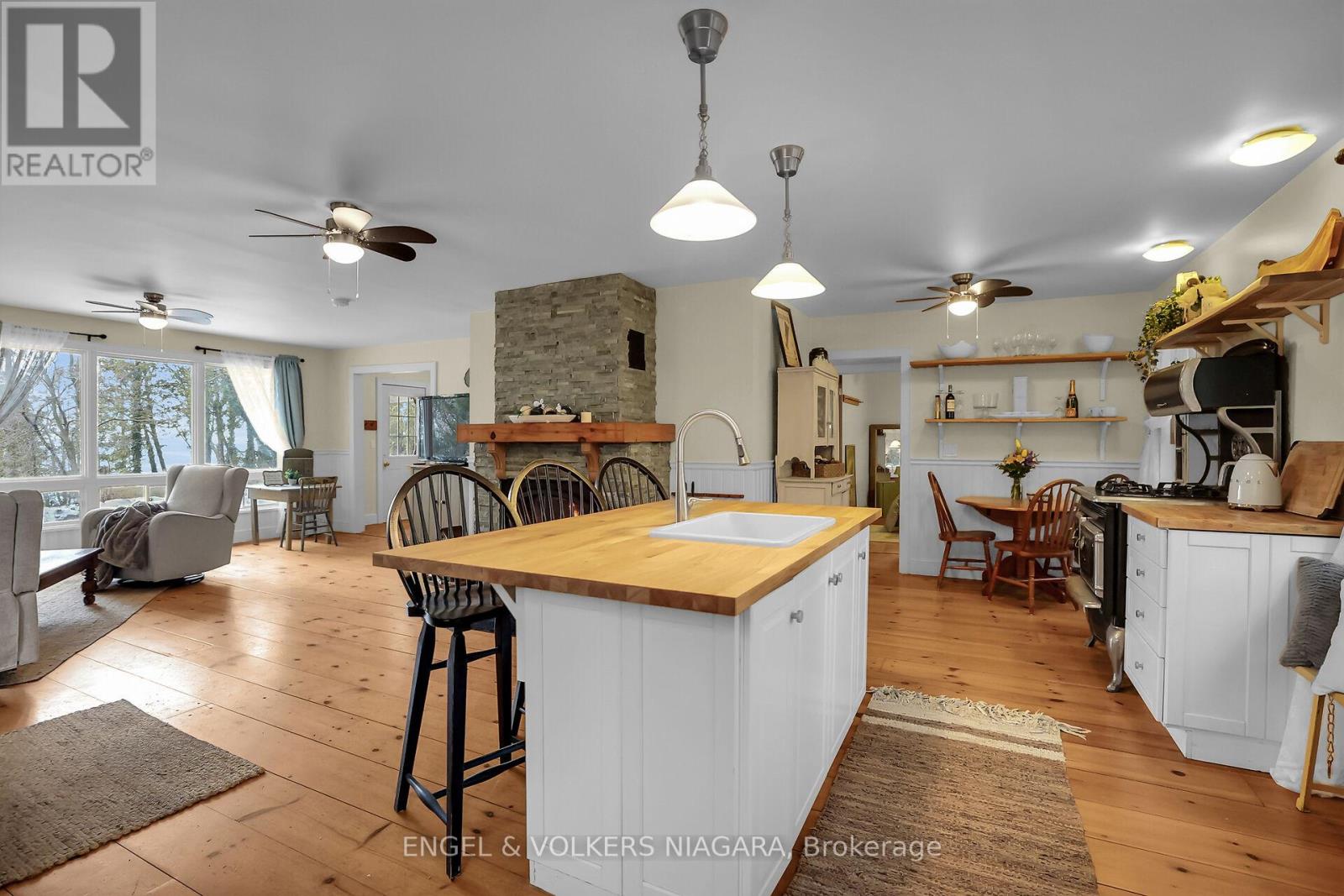75573 Elliott Street, Bluewater (Bayfield), Ontario  N0M 1G0 - Photo 7 - X12411180