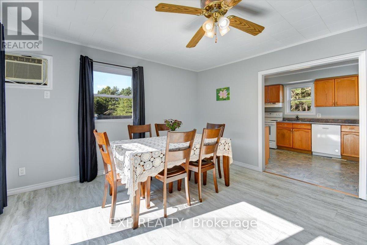 29599 Highway 62 N, Hastings Highlands, Ontario  K0L 1C0 - Photo 11 - X12411196