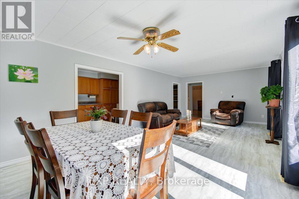 29599 Highway 62 N, Hastings Highlands, Ontario  K0L 1C0 - Photo 12 - X12411196