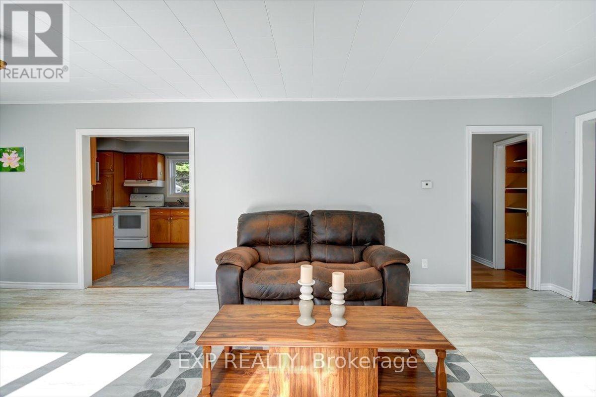 29599 Highway 62 N, Hastings Highlands, Ontario  K0L 1C0 - Photo 16 - X12411196