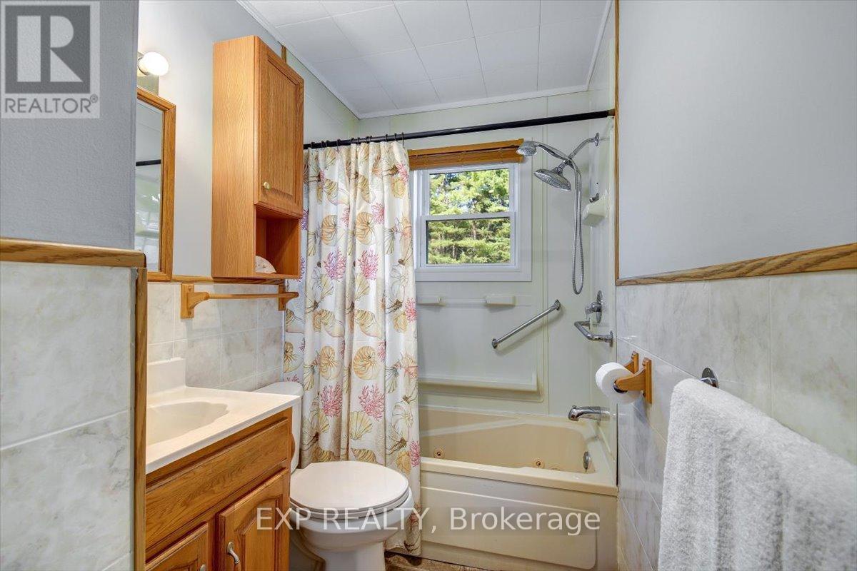29599 Highway 62 N, Hastings Highlands, Ontario  K0L 1C0 - Photo 22 - X12411196