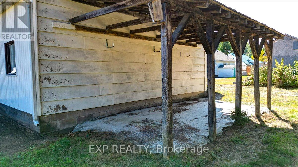 29599 Highway 62 N, Hastings Highlands, Ontario  K0L 1C0 - Photo 33 - X12411196
