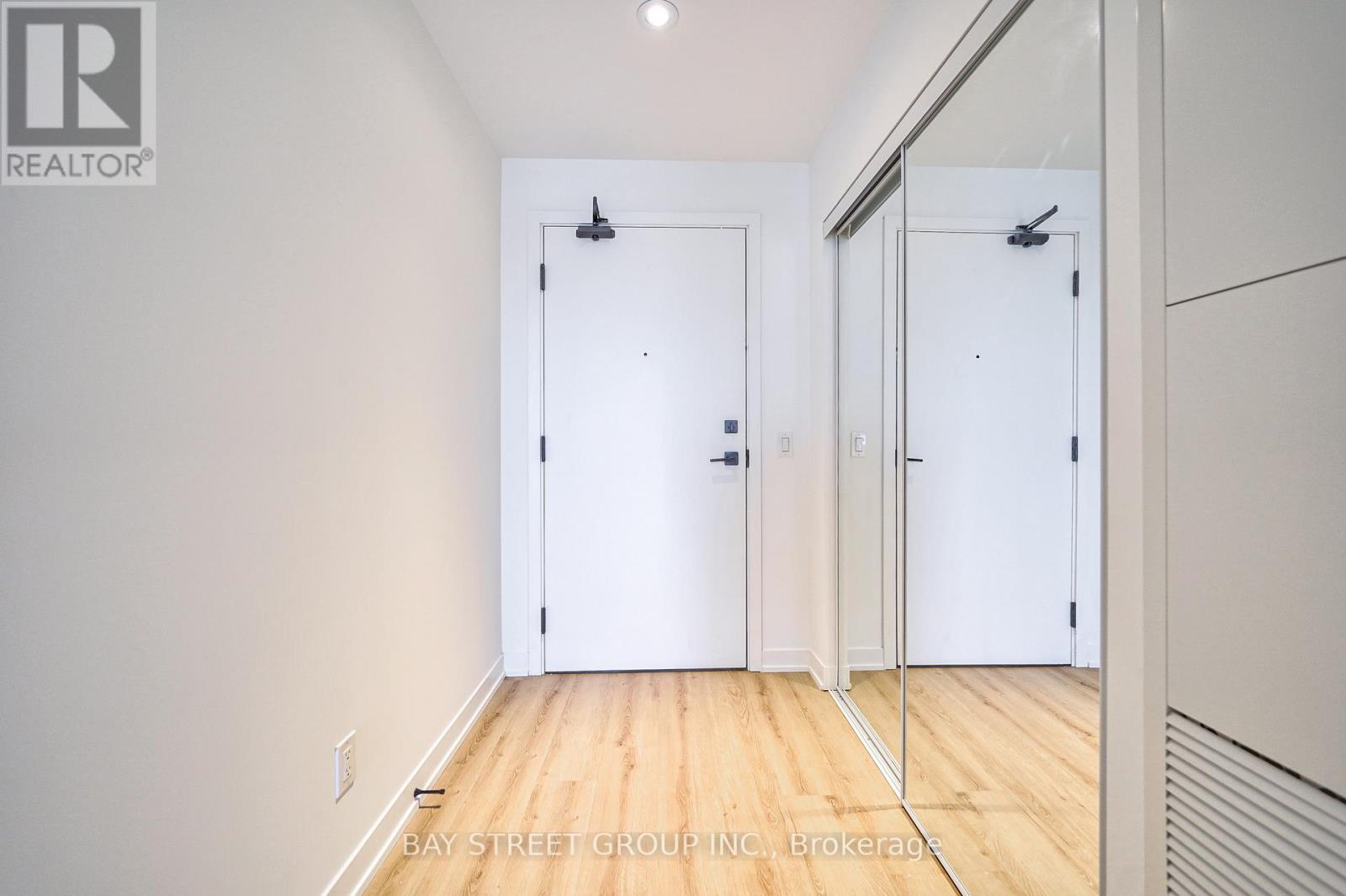 2610 - 319 Jarvis Street, Toronto (Church-Yonge Corridor), Ontario  M5B 0C8 - Photo 10 - C12411158