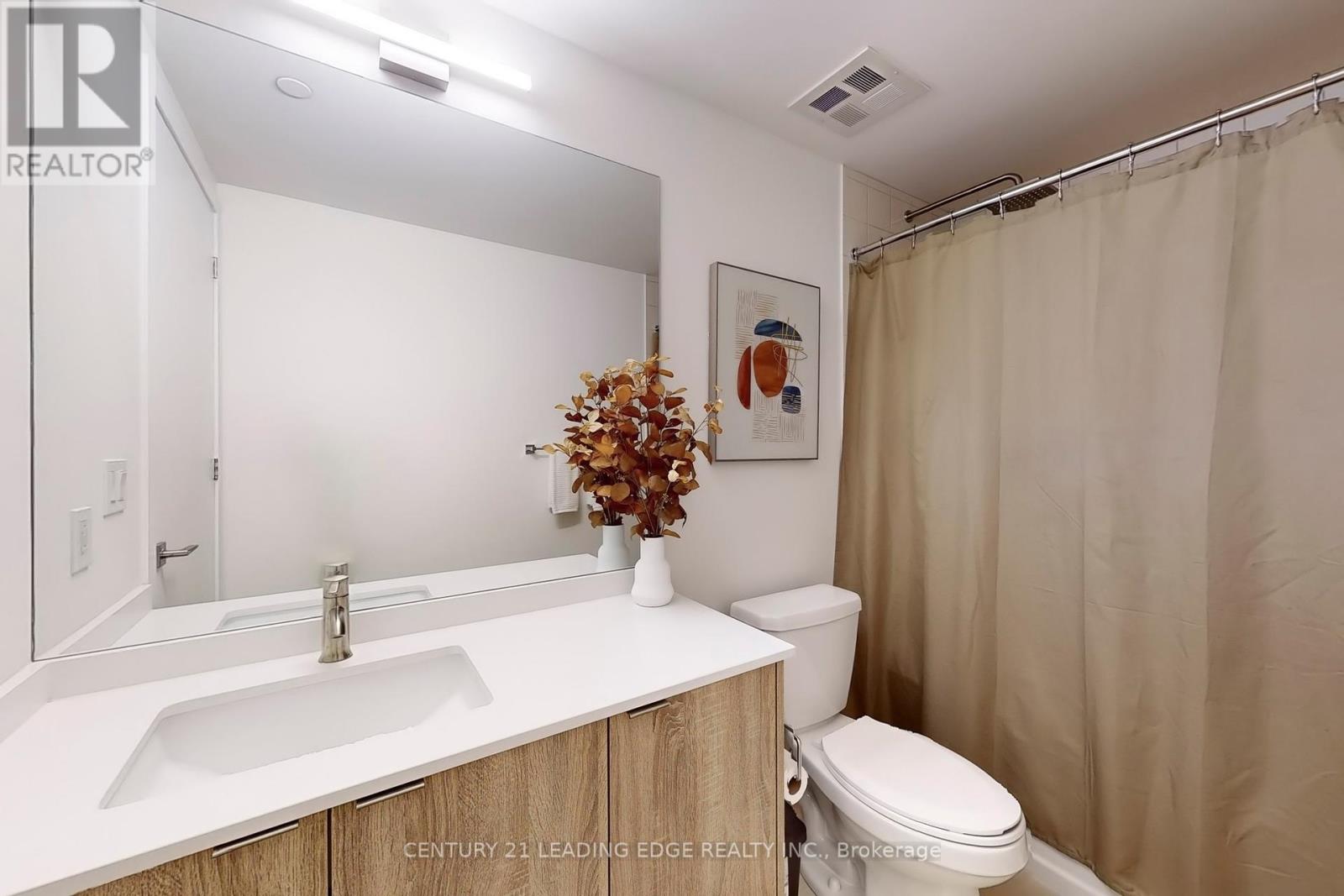 804 - 840 St Clair Avenue W, Toronto, Ontario  M6C 0A4 - Photo 20 - C12411170