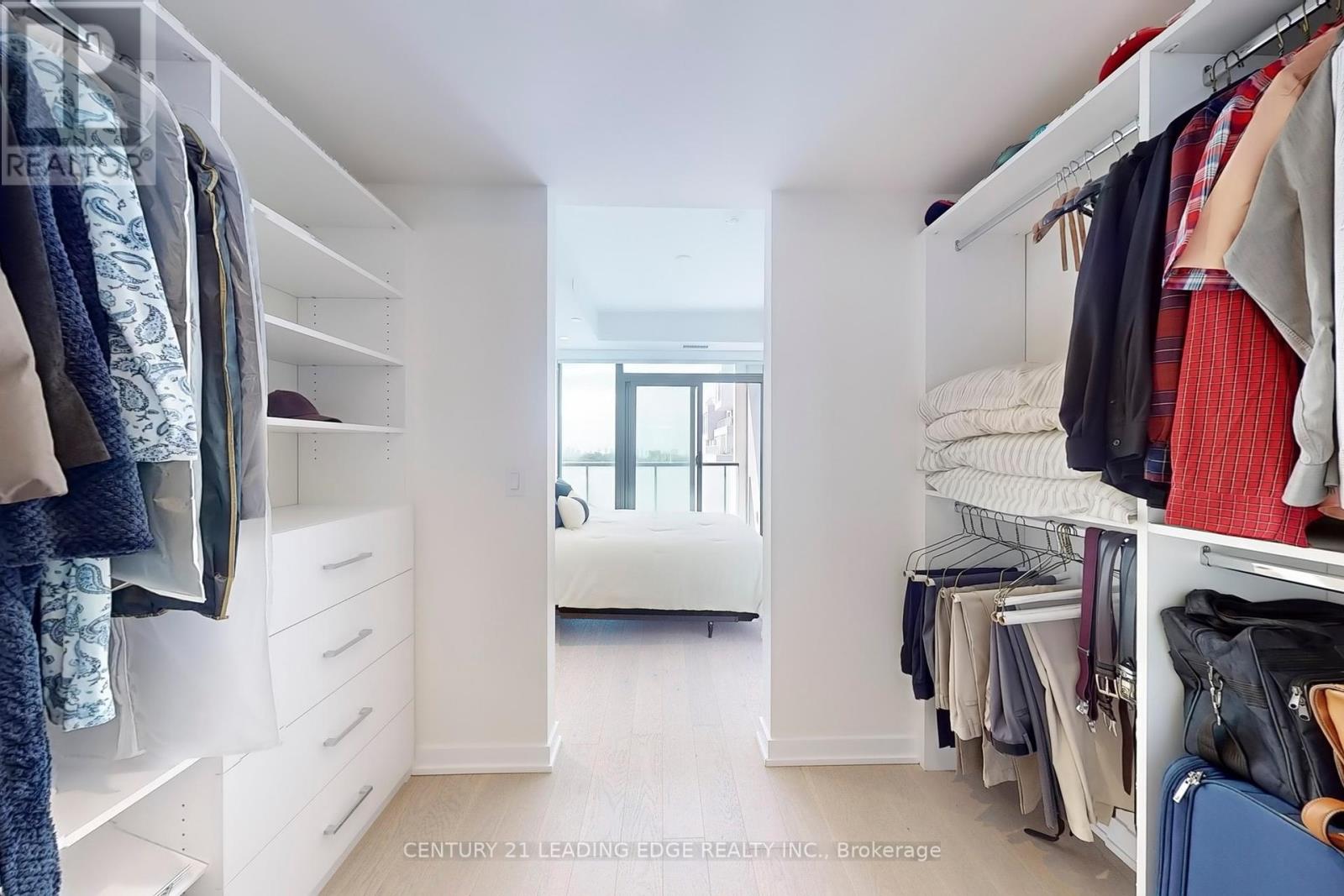 804 - 840 St Clair Avenue W, Toronto, Ontario  M6C 0A4 - Photo 23 - C12411170