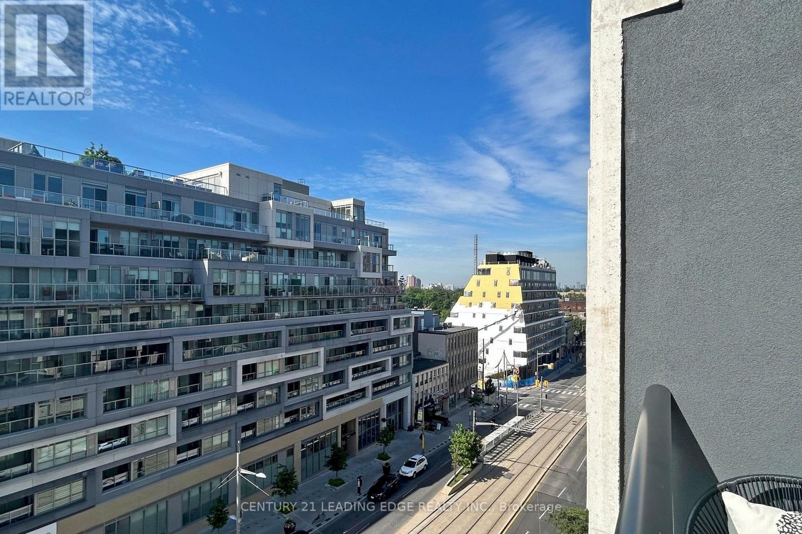 804 - 840 St Clair Avenue W, Toronto, Ontario  M6C 0A4 - Photo 32 - C12411170