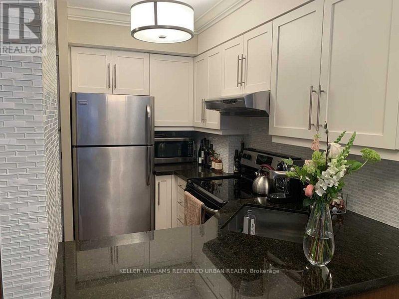 426 - 1029 King Street W, Toronto (Niagara), Ontario  M6K 3M9 - Photo 2 - C12411176